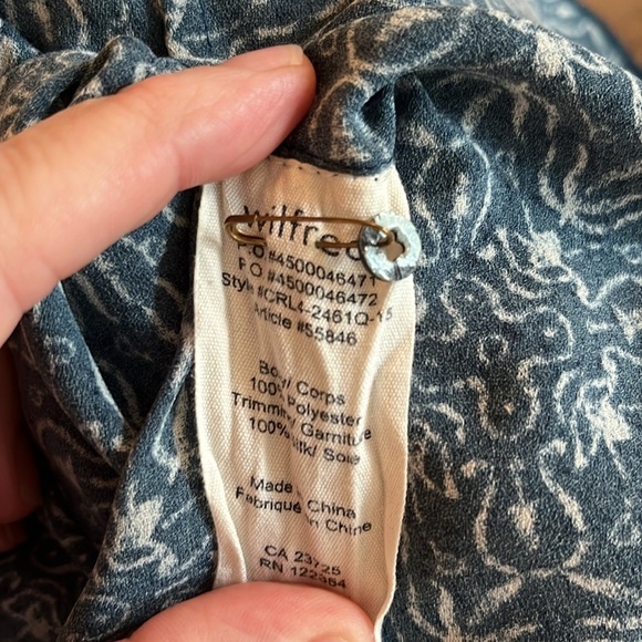 Aritzia Wilfred geoprint tank top size XS - Picture 3 of 3